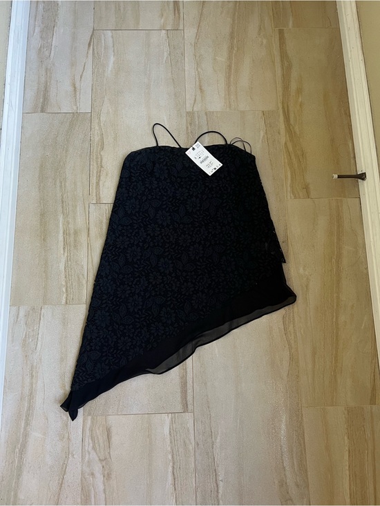 Zara Tops - Zara Black Lace Trim Spaghetti-Strap Top